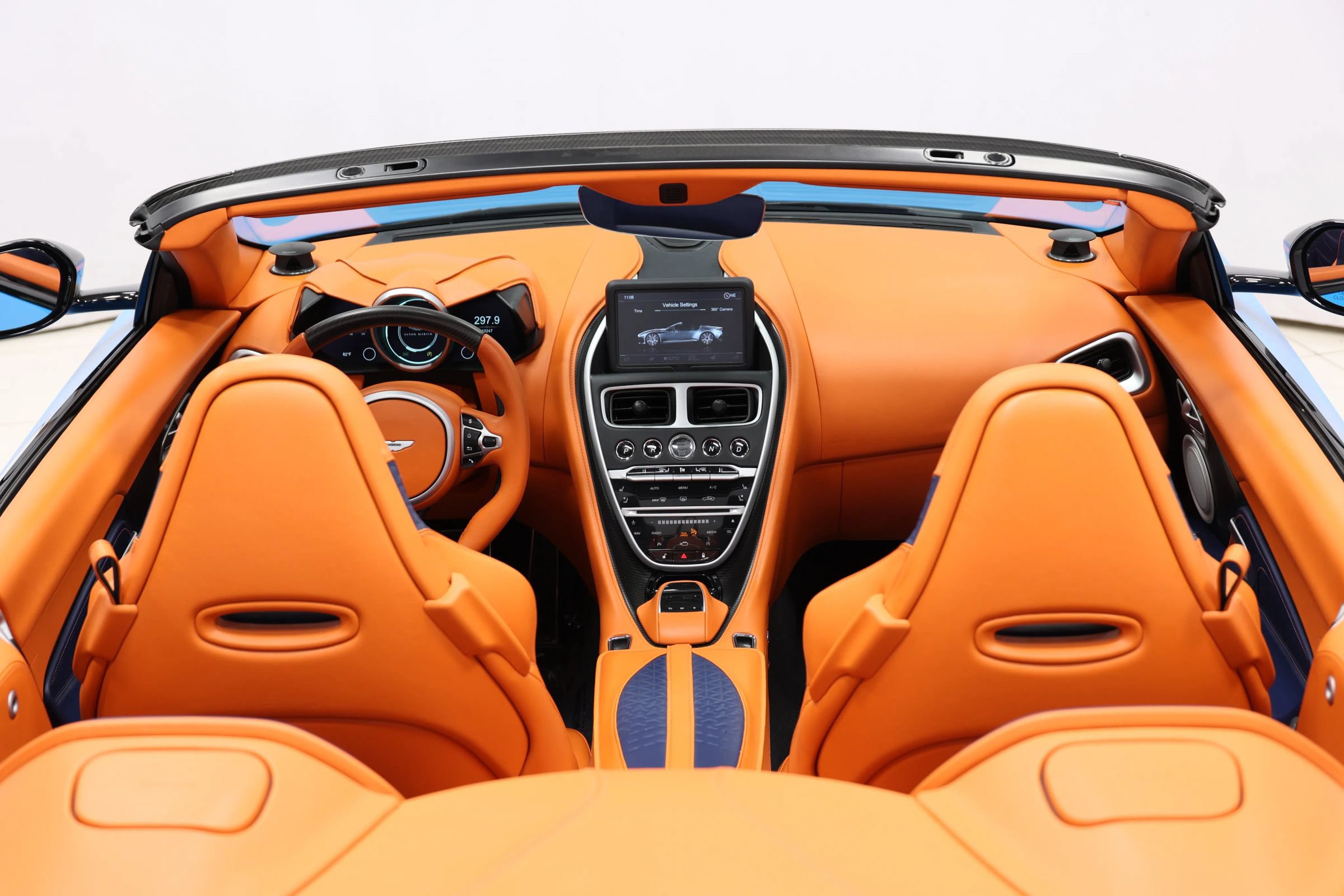 Used 2022 Aston Martin DBS Superleggera Volante RWD image 84