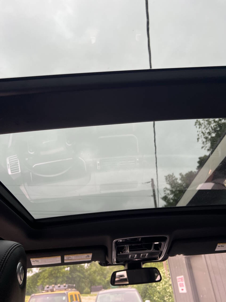 Used 2016 Land Rover Range Rover HSE image 26