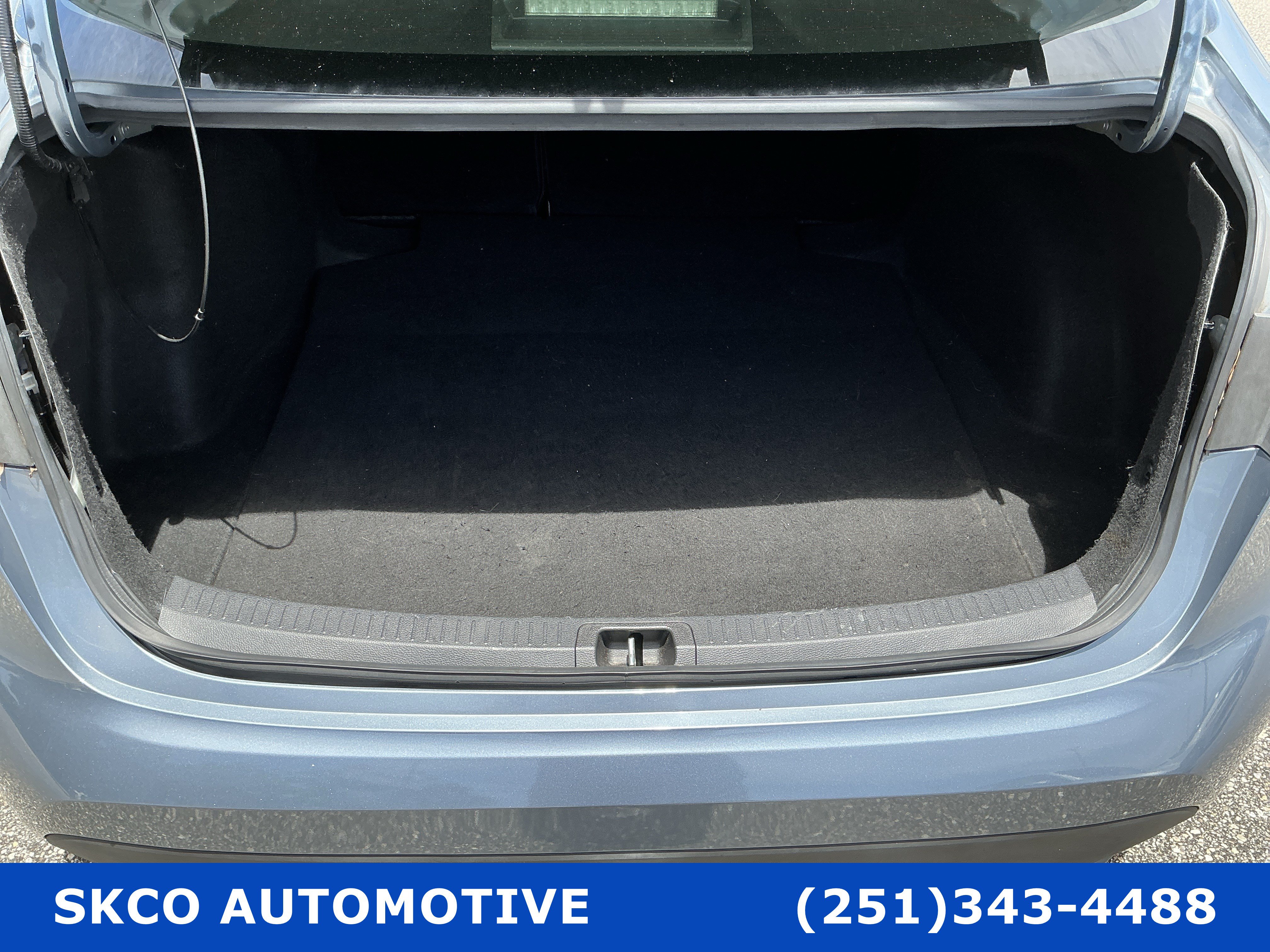 Used 2021 Toyota Corolla LE FWD image 21