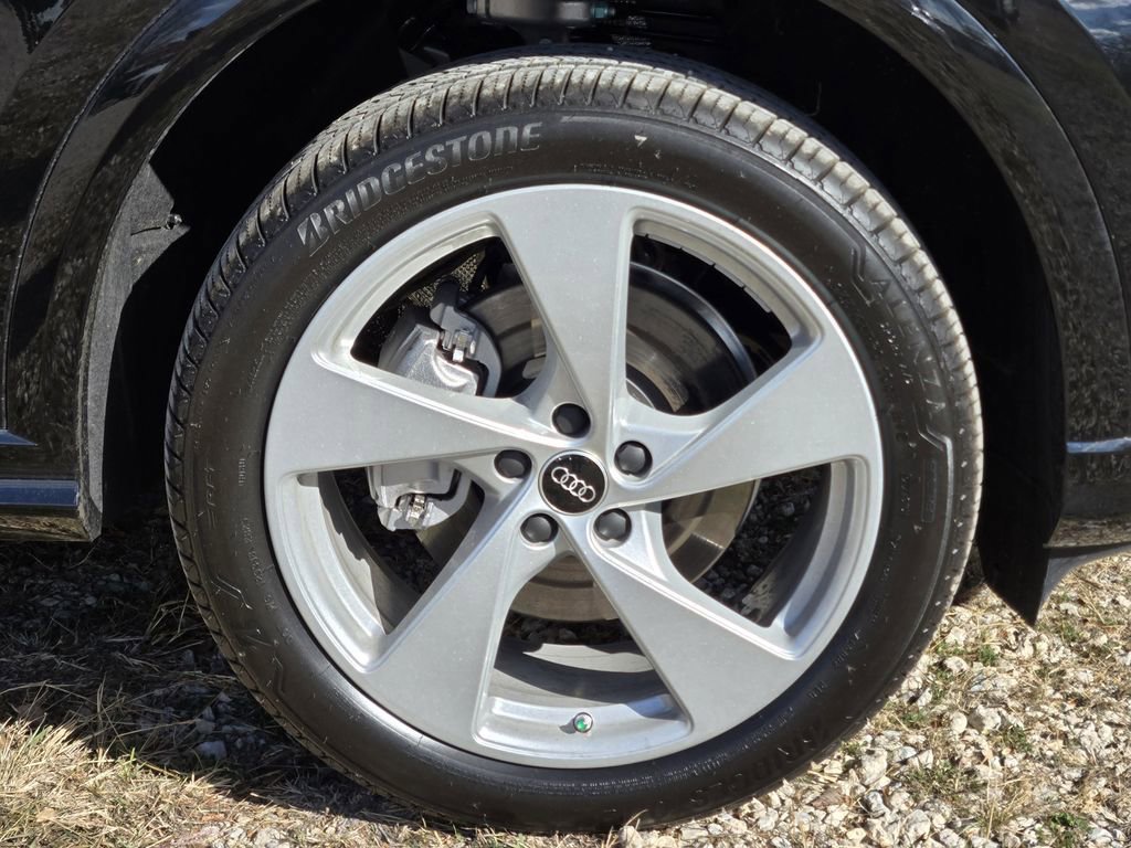 New 2025 Audi Q5 Premium Plus image 16
