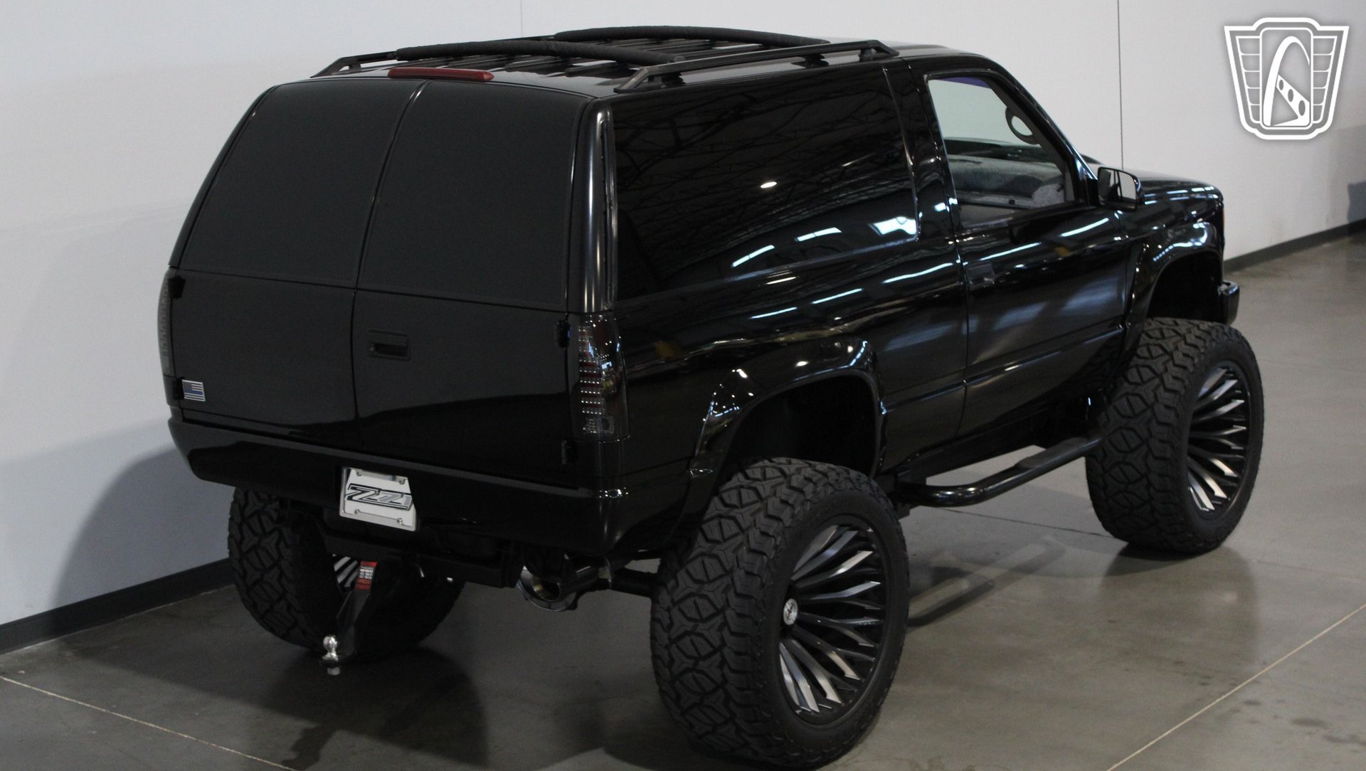 Used 1996 Chevrolet Tahoe 4WD 2-Door image 9