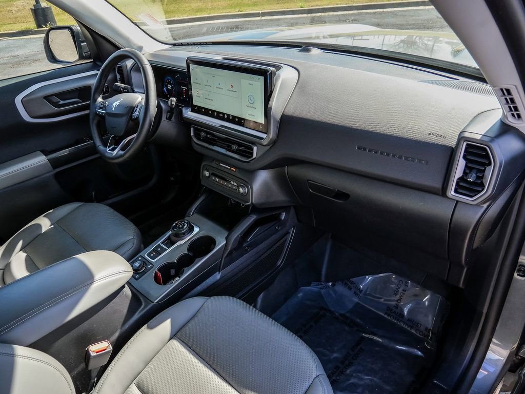 Used 2025 Ford Bronco Sport Badlands image 14
