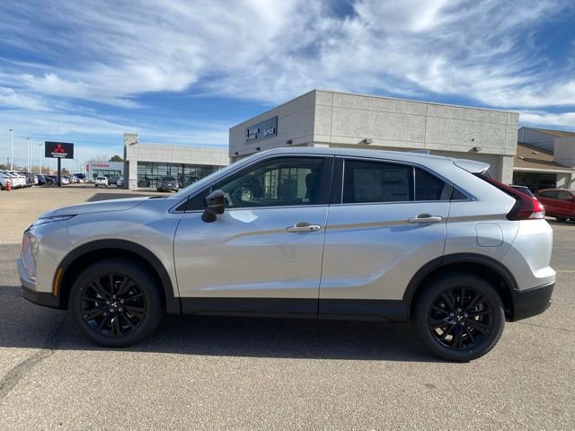 New 2026 Mitsubishi Eclipse Cross LE image 2