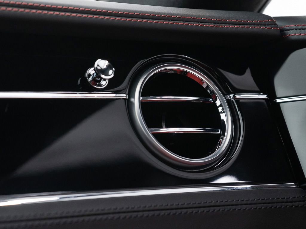 Used 2024 Bentley Continental GT V8 AWD/4WD image 39