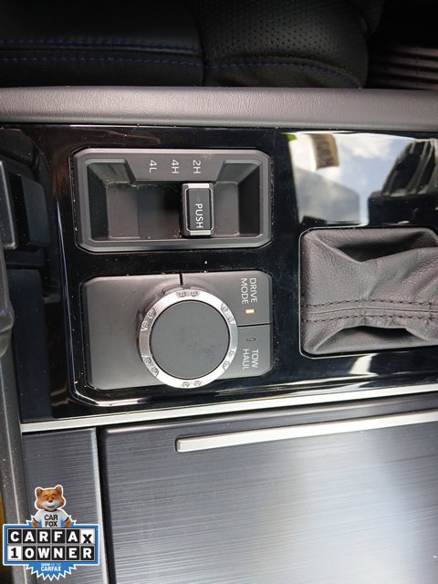 Used 2024 Toyota Tundra Platinum AWD/4WD image 31