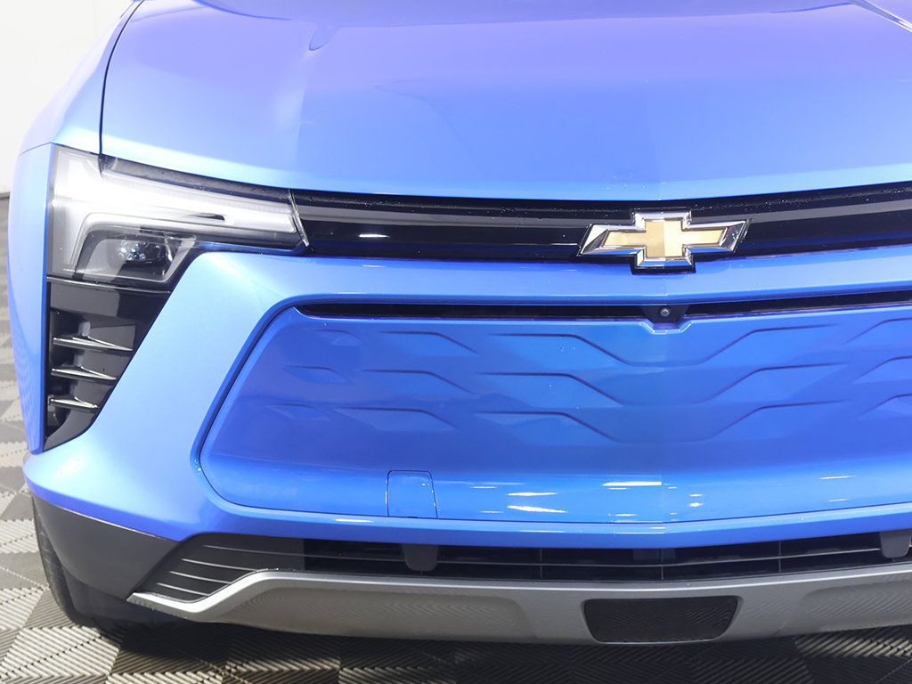Used 2025 Chevrolet Blazer EV LT AWD/4WD image 13