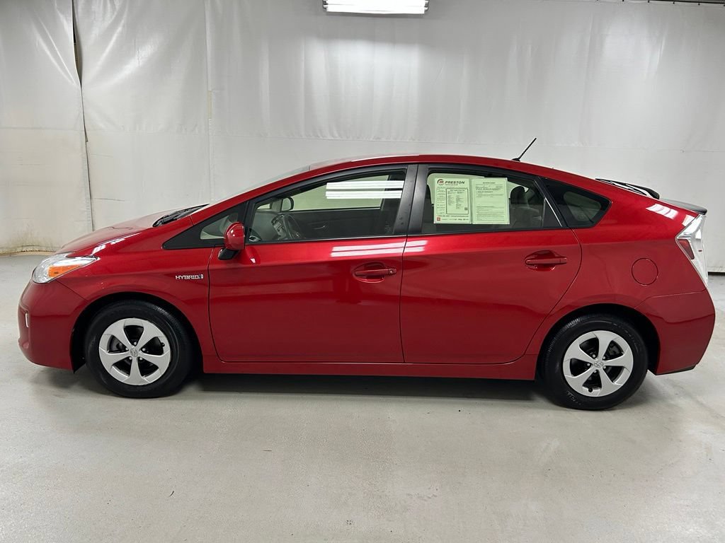 Used 2015 Toyota Prius Two FWD image 8