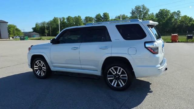 Used 2022 Toyota 4Runner Limited w/ Convenience Package (TMS) AWD/4WD image 5