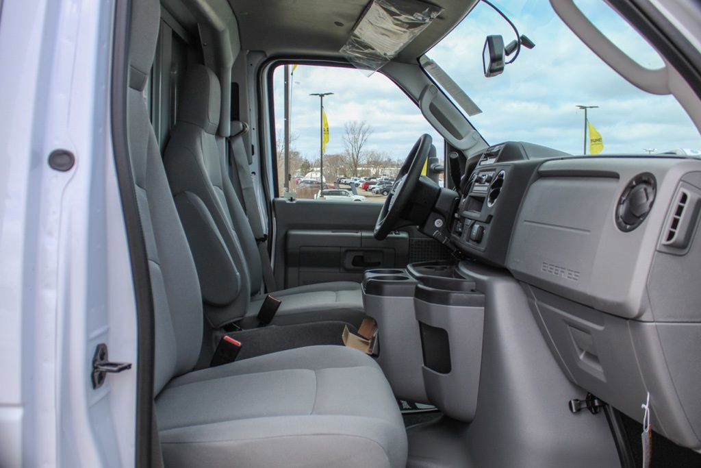 New 2025 Ford E-350 and Econoline 350 Super Duty w/ Power Equipment Group image 19