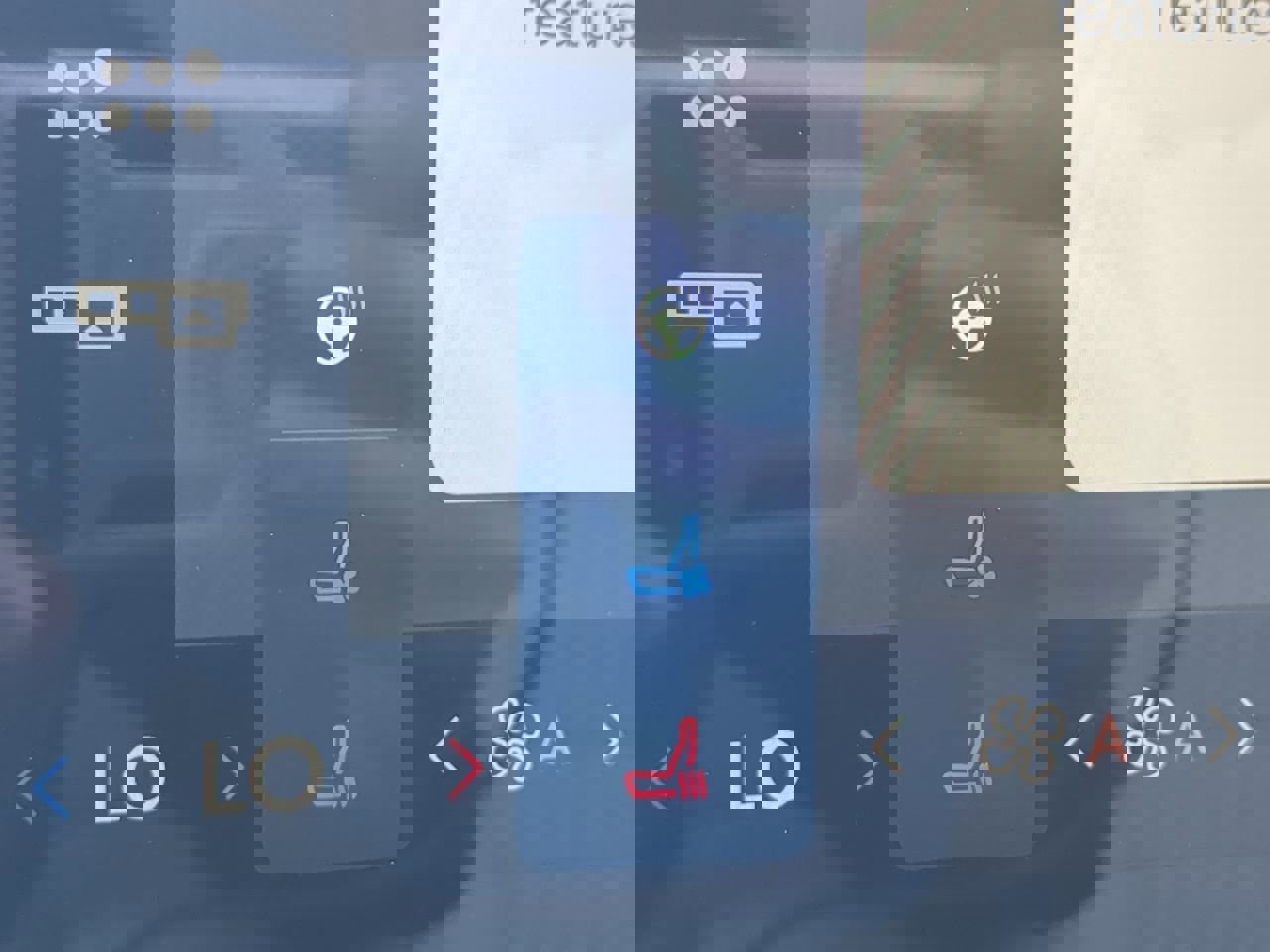 Used 2024 Lincoln Nautilus Black Label w/ Jet Appearance Package (87T) image 22