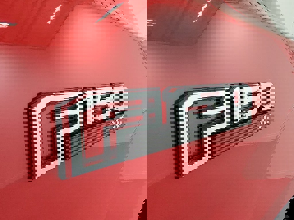 Used 2018 Ford F150 XLT w/ Equipment Group 302A Luxury image 9