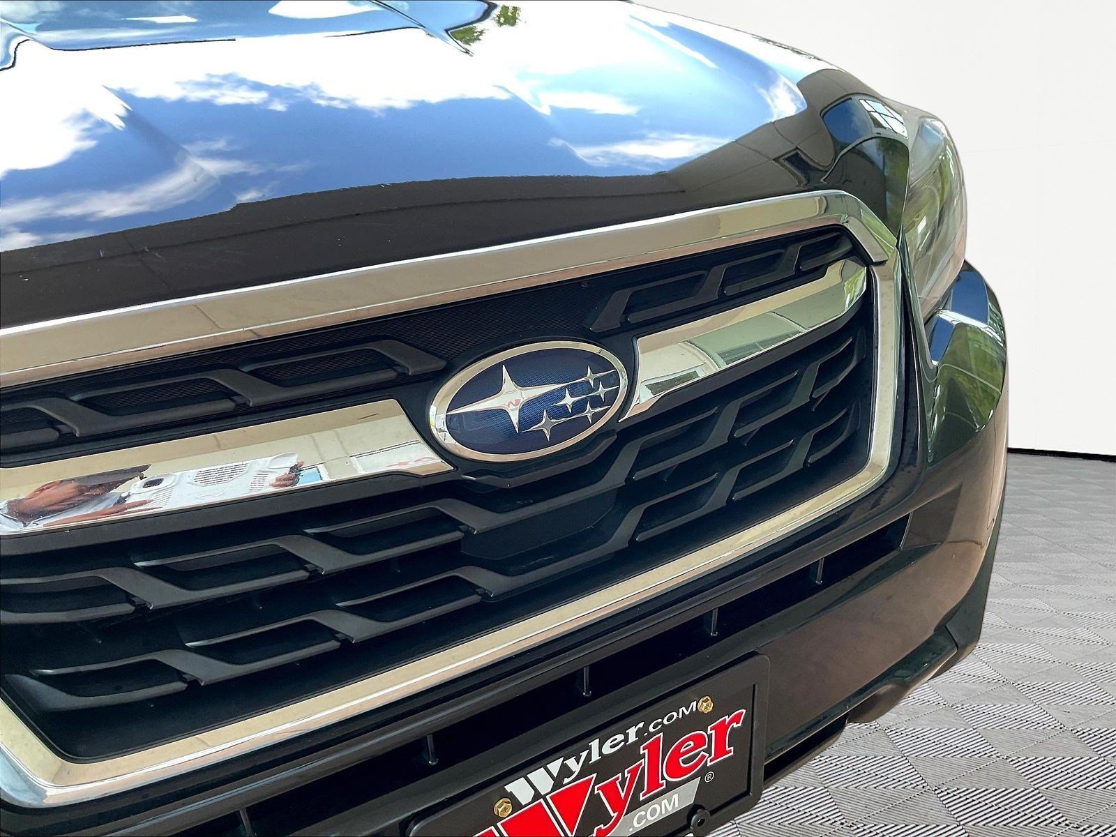 Used 2017 Subaru Forester 2.5i Premium w/ All-Weather Package AWD/4WD image 30