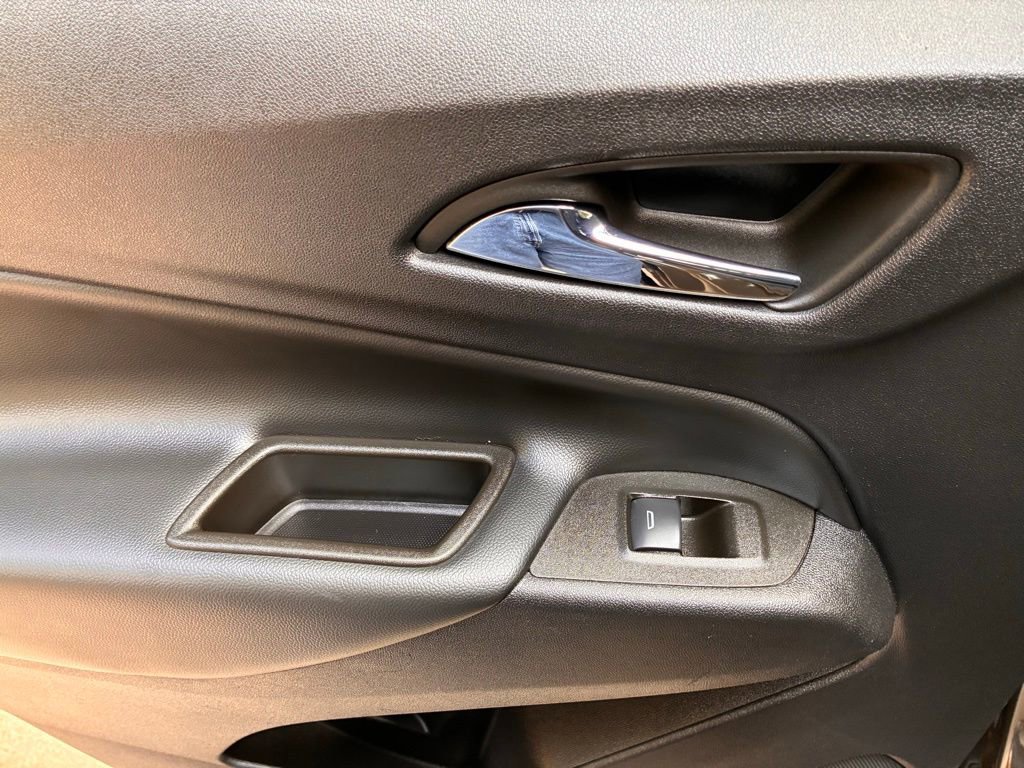 Certified 2023 Chevrolet Equinox LT image 11