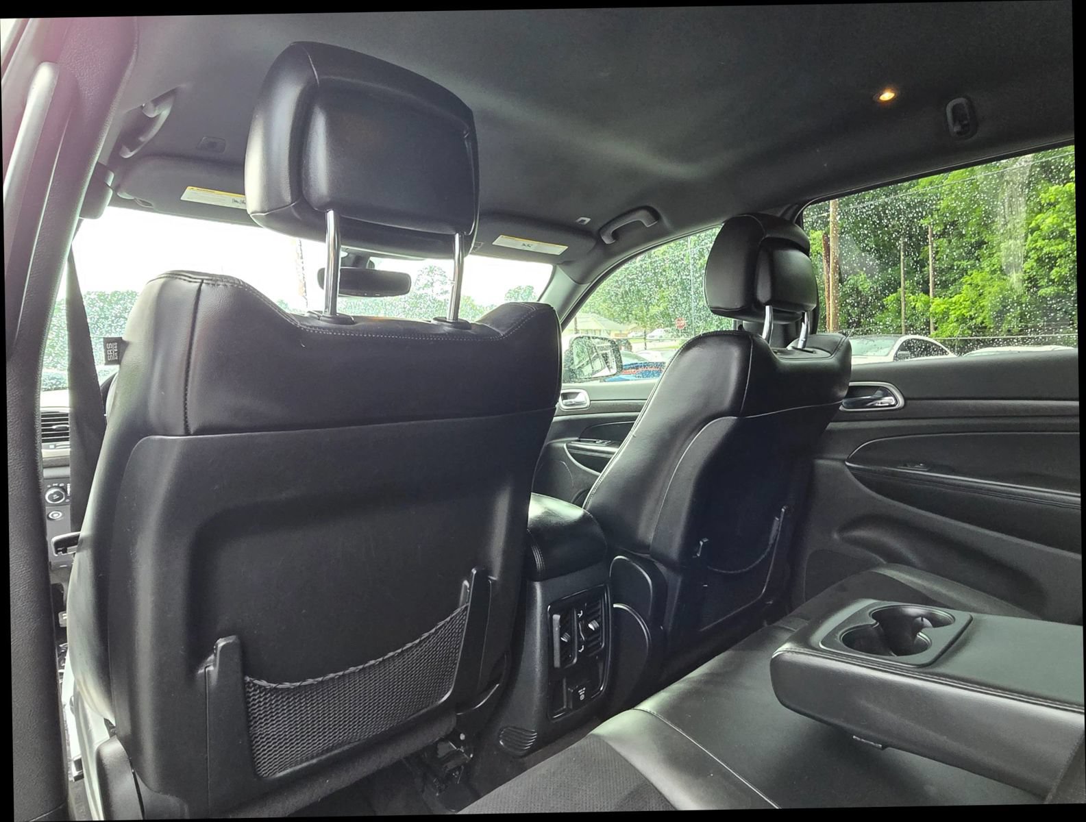 Used 2017 Jeep Grand Cherokee Altitude RWD image 13