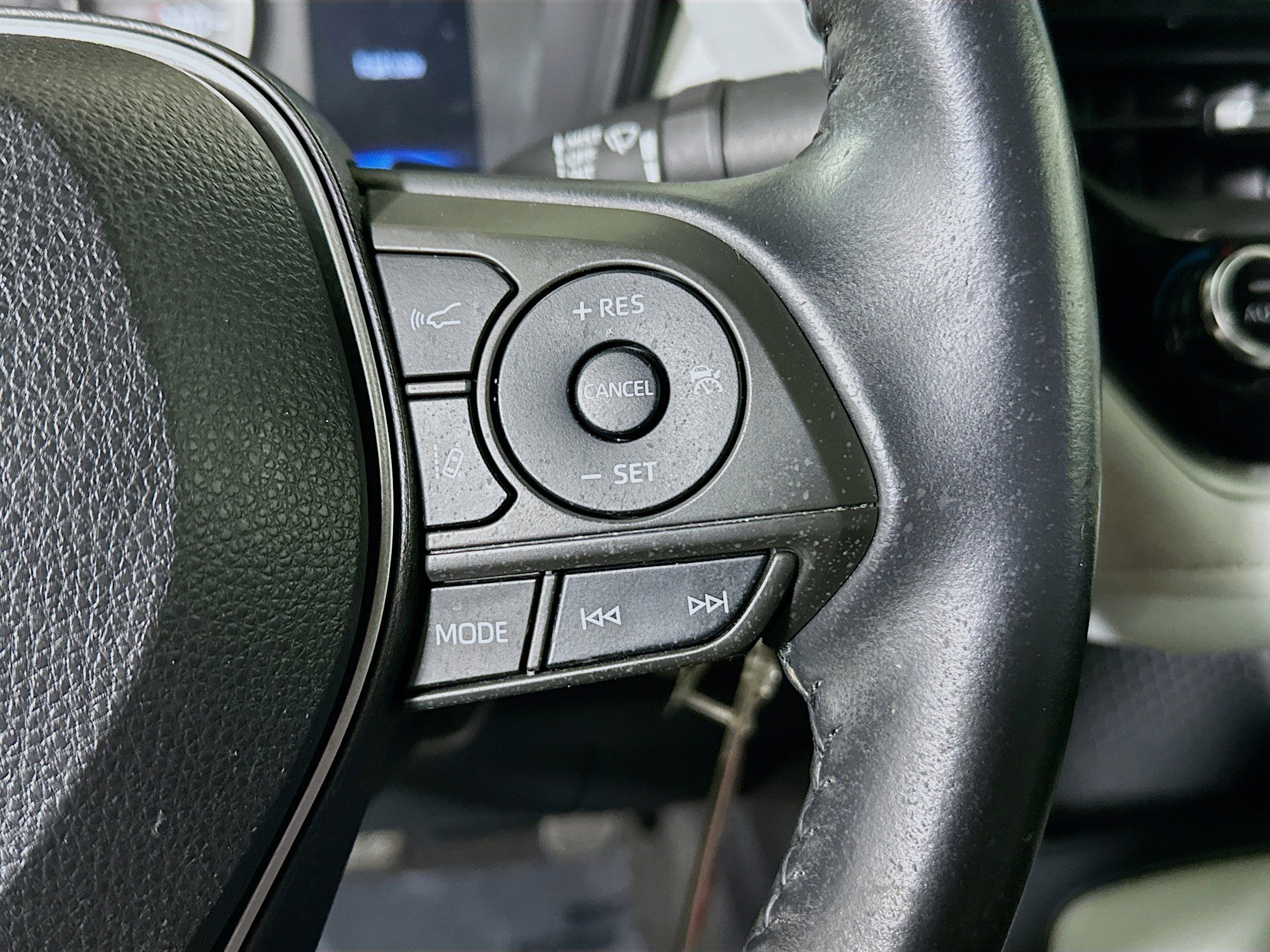 Used 2021 Toyota Corolla SE FWD image 17