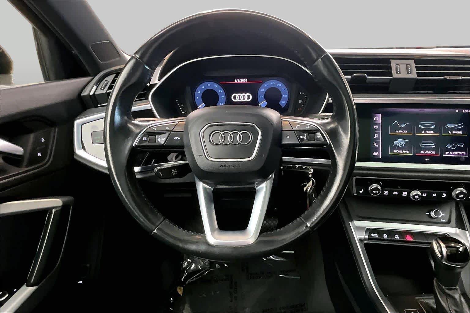 Used 2020 Audi Q3 2.0T Premium AWD/4WD image 6