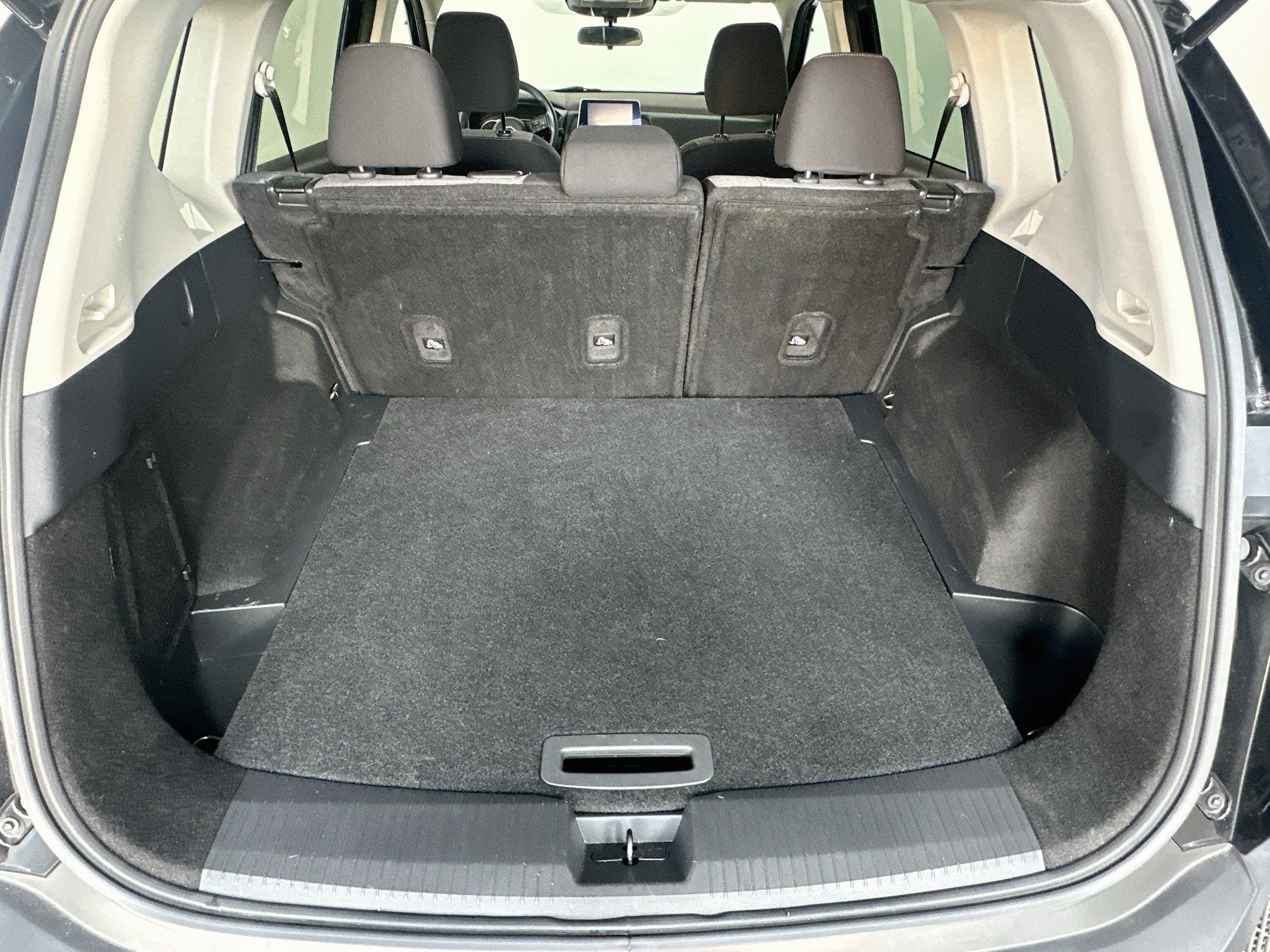 Used 2023 Nissan Rogue SV FWD image 27