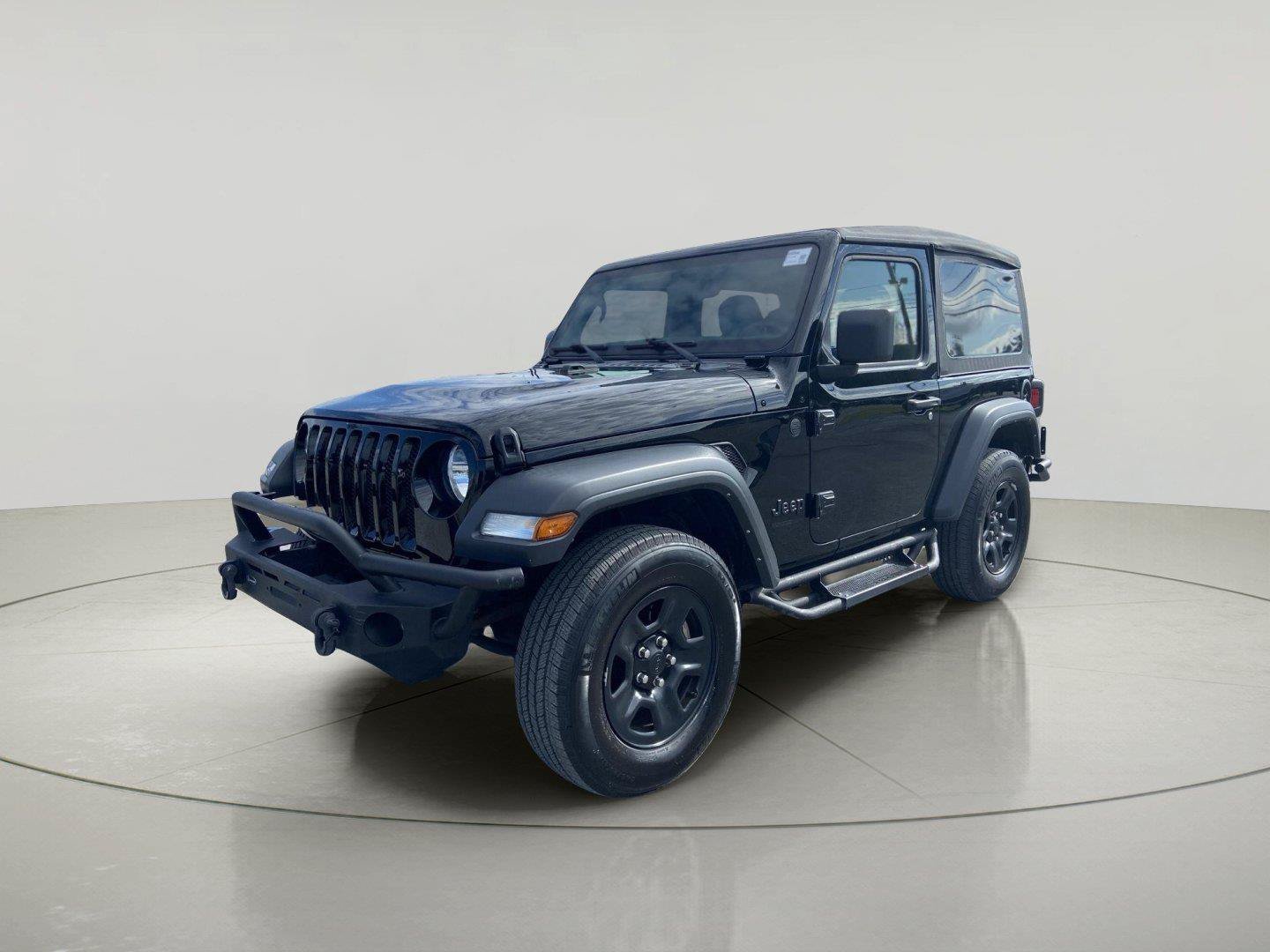 Used 2022 Jeep Wrangler Sport AWD/4WD image 3