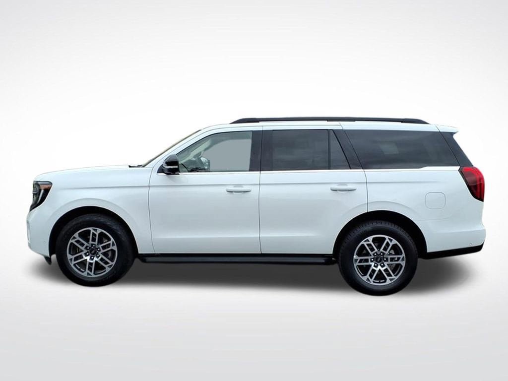 Used 2025 Ford Expedition Active AWD/4WD image 6