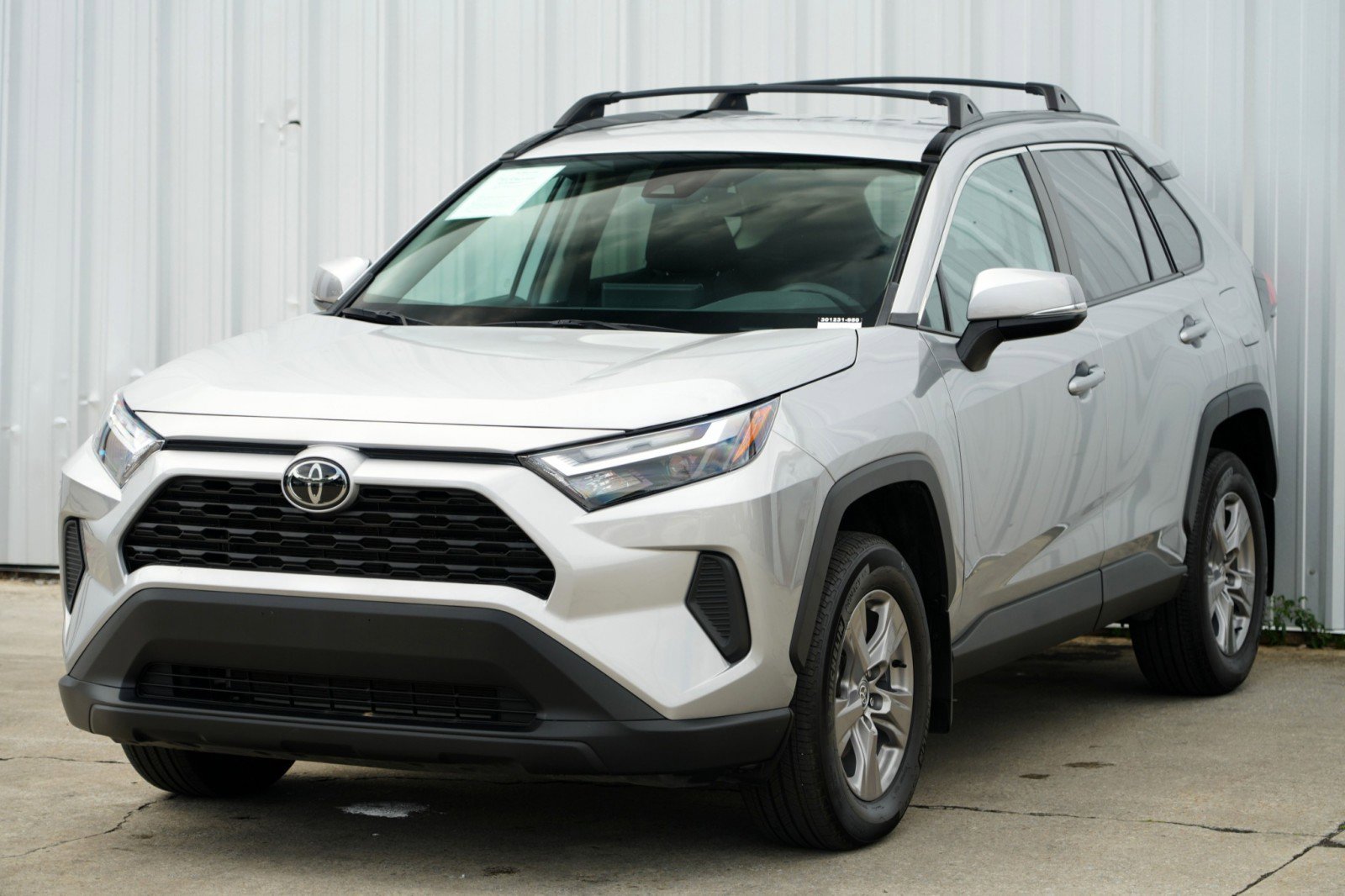 Used 2024 Toyota RAV4 XLE image 45