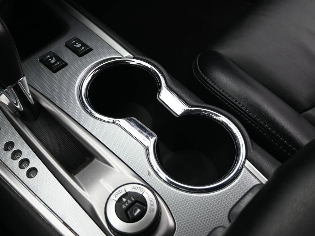 Used 2019 Nissan Pathfinder SL image 17