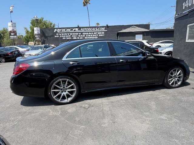 Used 2020 Mercedes-Benz S 560 Sedan image 32
