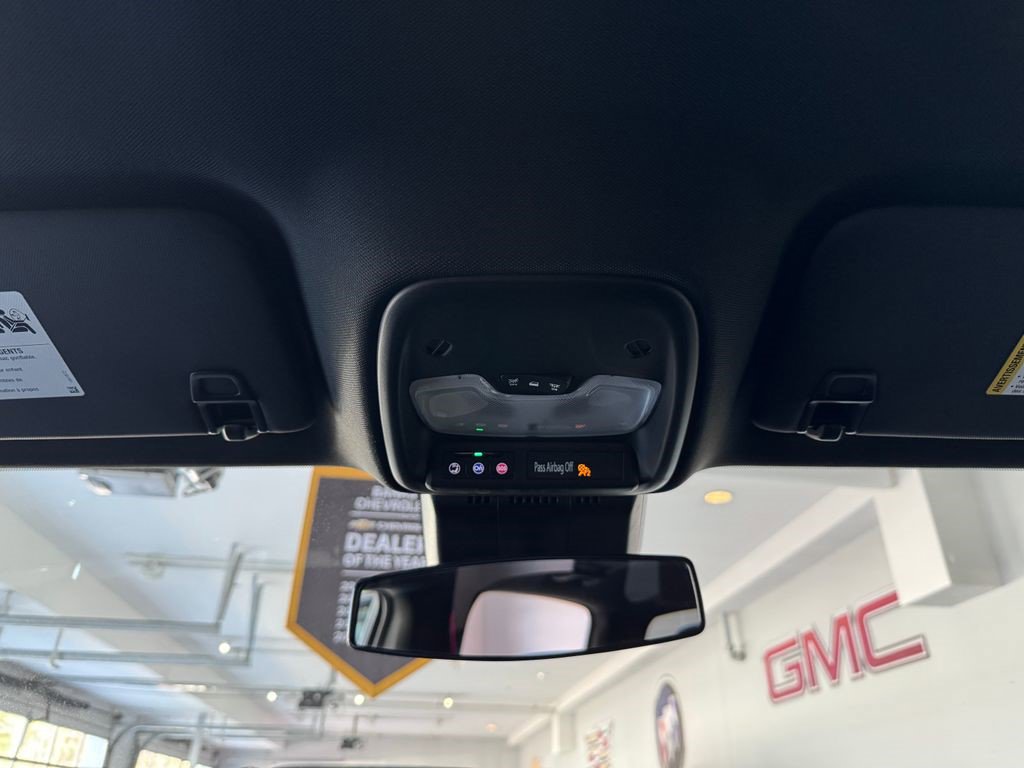 Certified 2025 GMC Canyon Elevation image 25