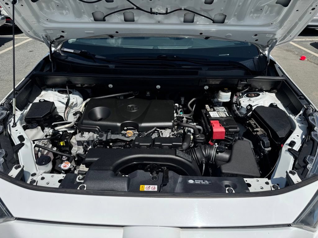 Used 2019 Toyota RAV4 XLE Premium FWD image 36