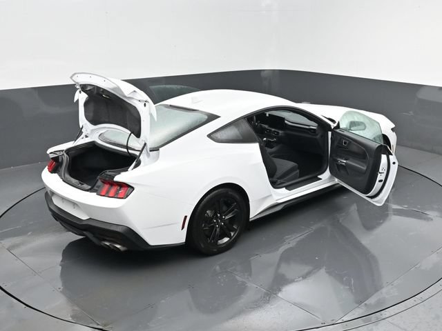 Used 2025 Ford Mustang GT RWD image 25