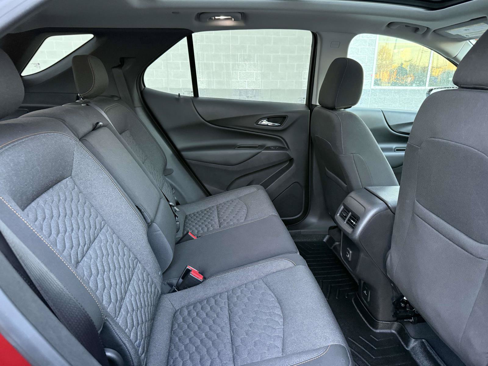 Used 2019 Chevrolet Equinox LT AWD/4WD image 14