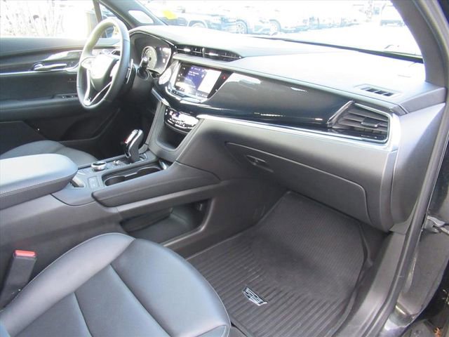 Certified 2024 Cadillac XT6 Sport w/ Technology Package image 11
