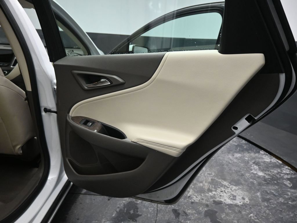 Used 2024 Chevrolet Malibu LT image 21