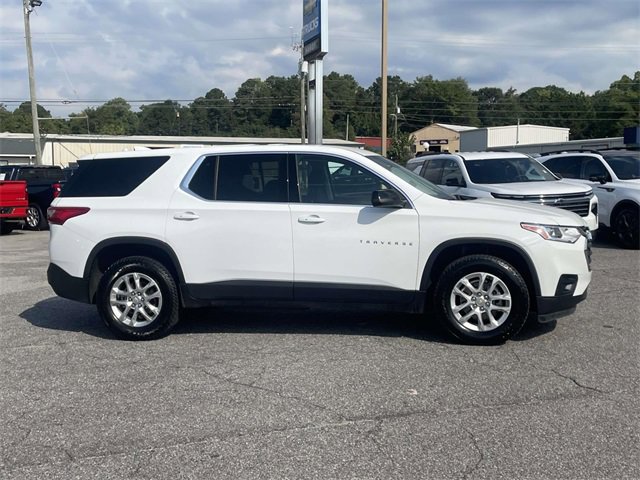 Used 2021 Chevrolet Traverse LS video 2