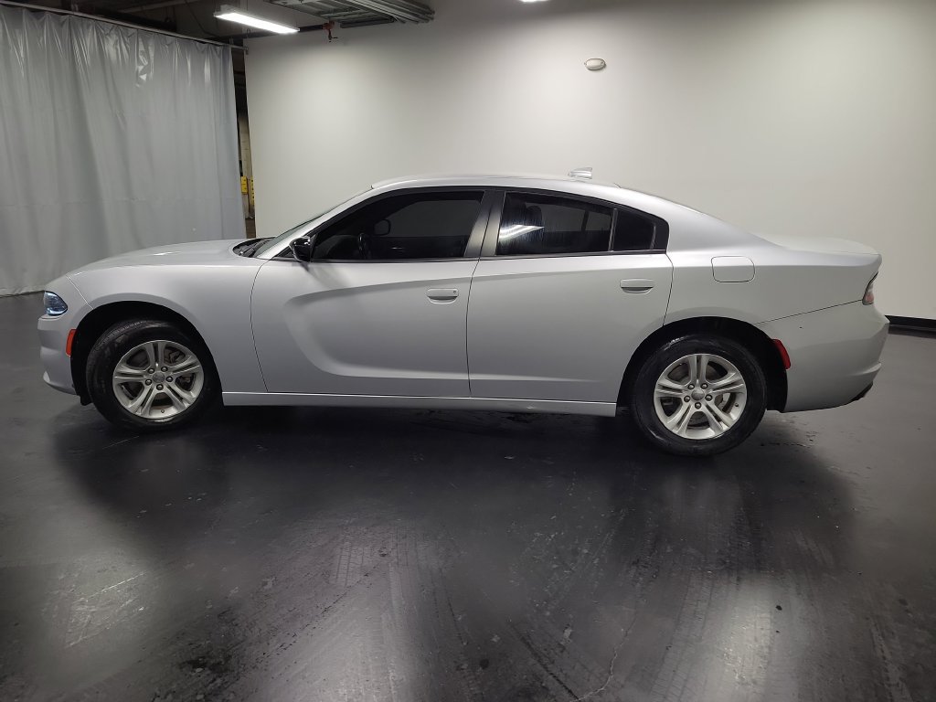 Used 2023 Dodge Charger SXT RWD image 5
