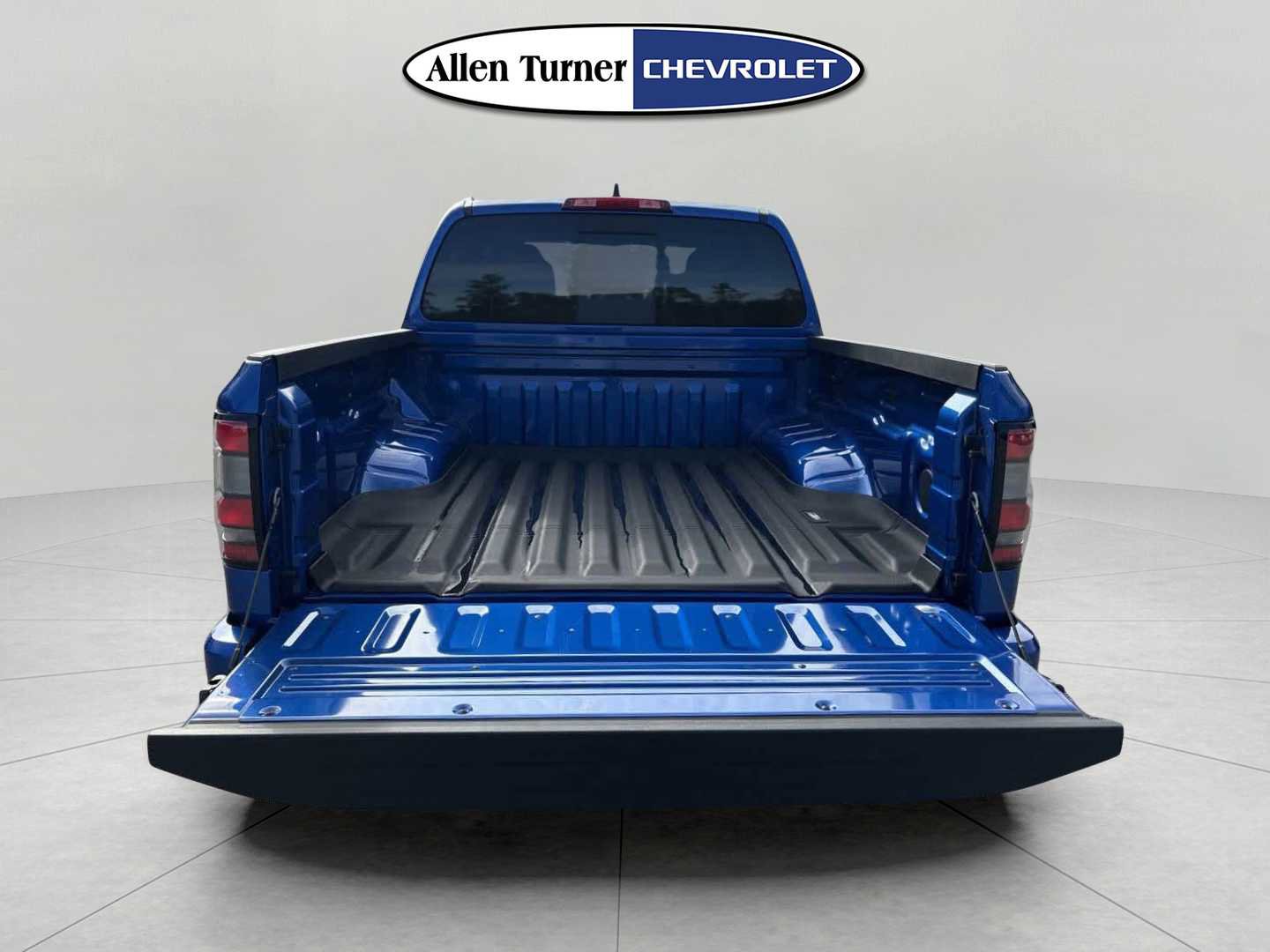 Used 2025 Nissan Frontier PRO-4X image 7