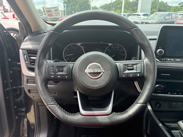 Used 2024 Nissan Rogue SV w/ SV Premium Package FWD image 22