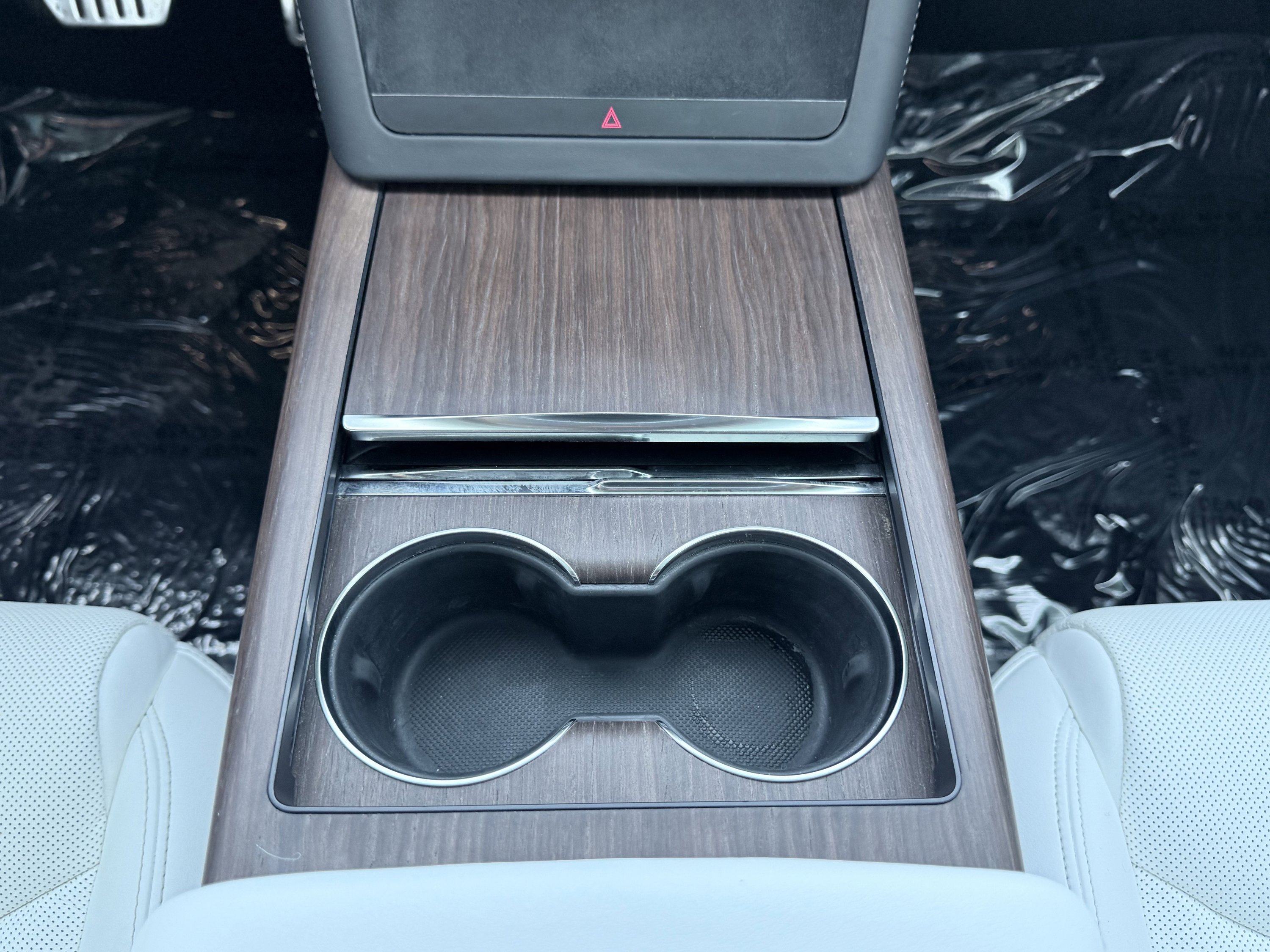 Used 2022 Tesla Model X image 62