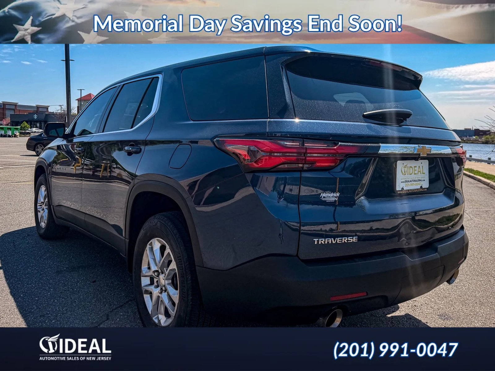 Used 2022 Chevrolet Traverse LS FWD image 5