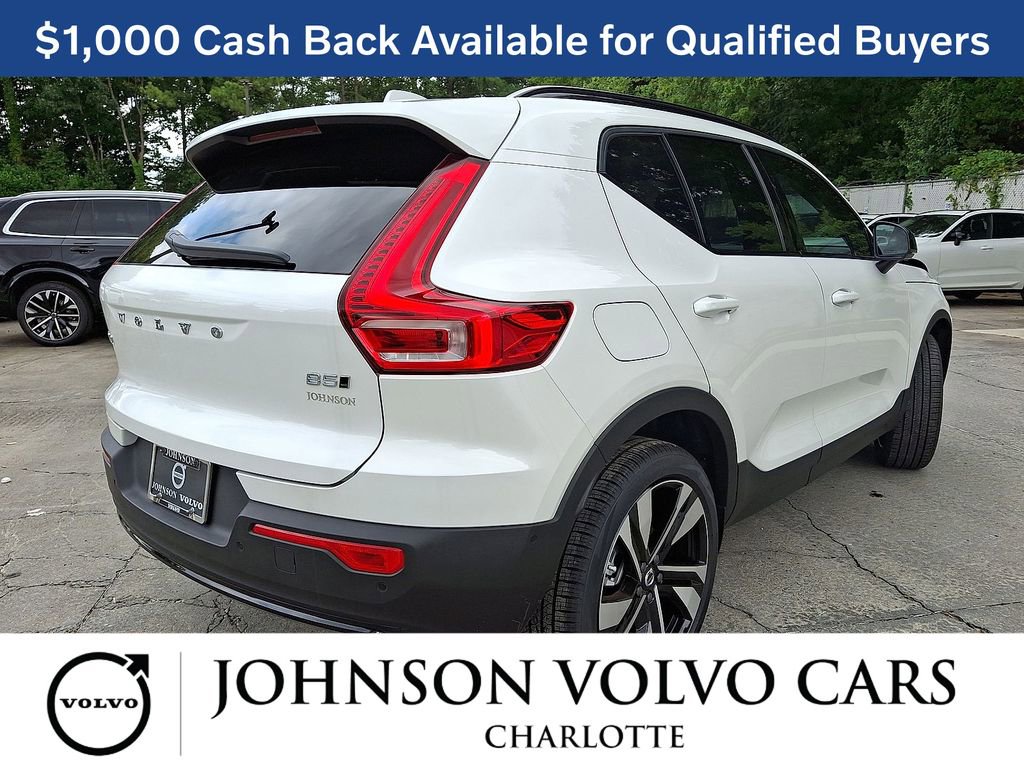 New 2026 Volvo XC40 B5 Ultra w/ Protection Package Premier AWD/4WD image 12