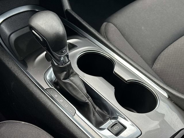 Used 2023 Chevrolet Malibu LT FWD image 30