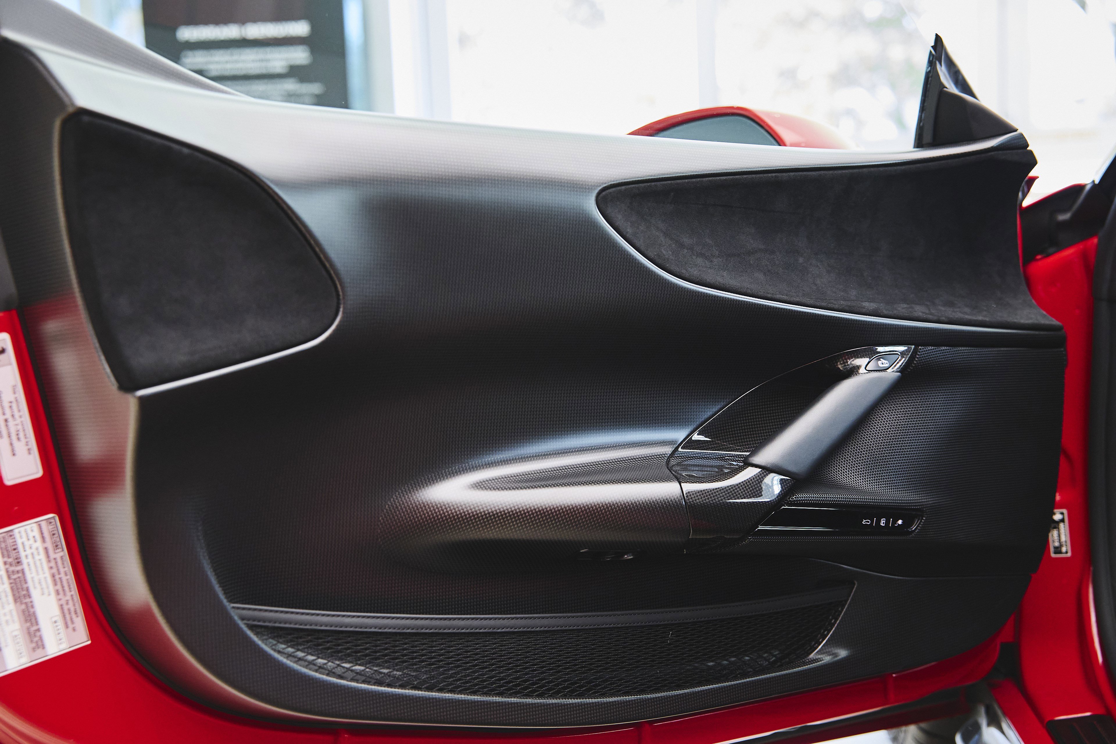 Used 2021 Ferrari SF90 Stradale image 31