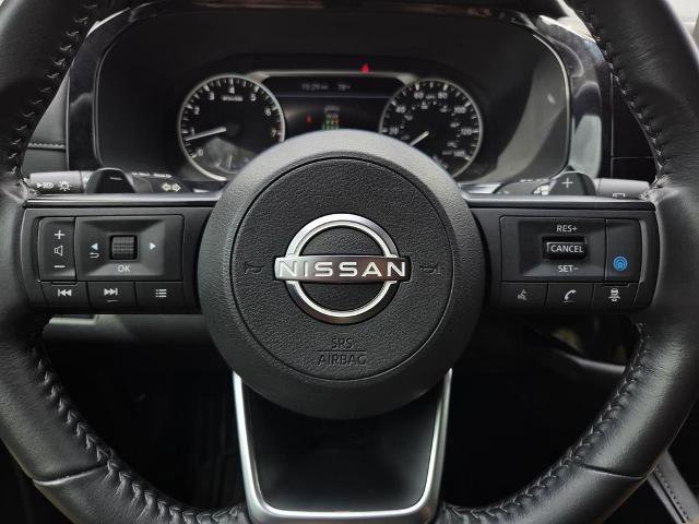 Certified 2025 Nissan Pathfinder SV FWD image 24