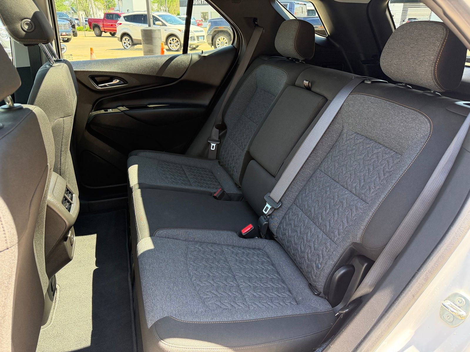Used 2024 Chevrolet Equinox LT FWD image 25