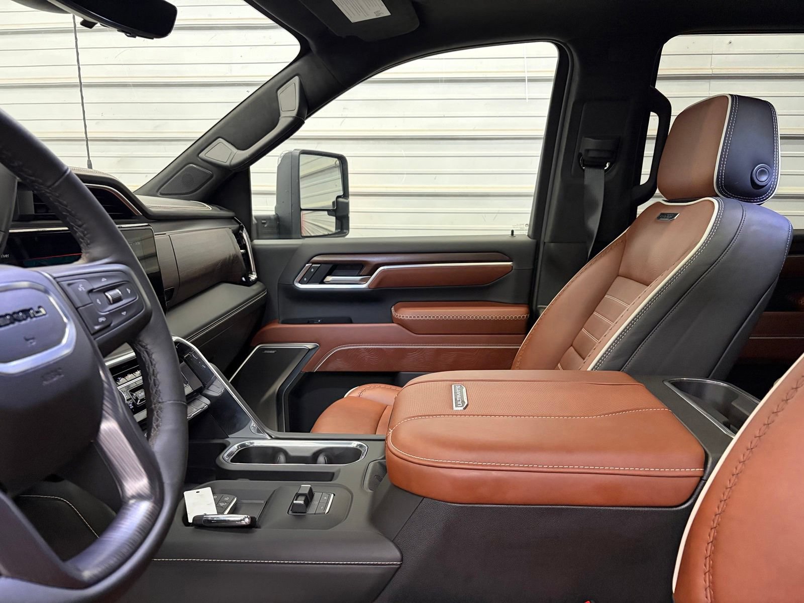 Used 2026 GMC Sierra 3500 Denali Ultimate AWD/4WD image 23