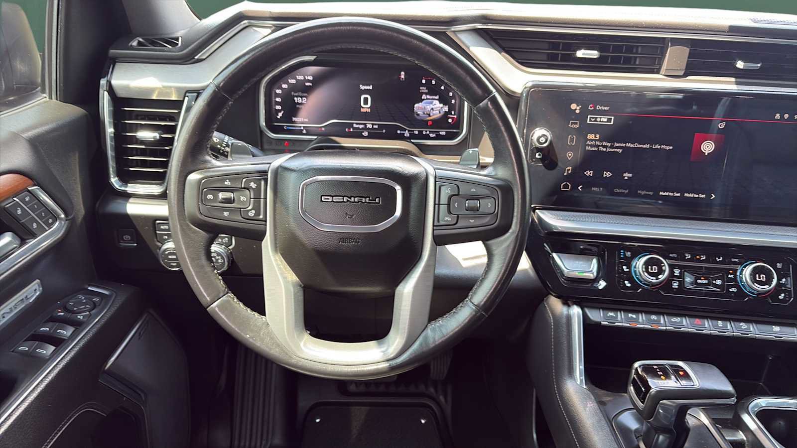 Used 2023 GMC Sierra 1500 Denali w/ Denali Reserve Package AWD/4WD image 25