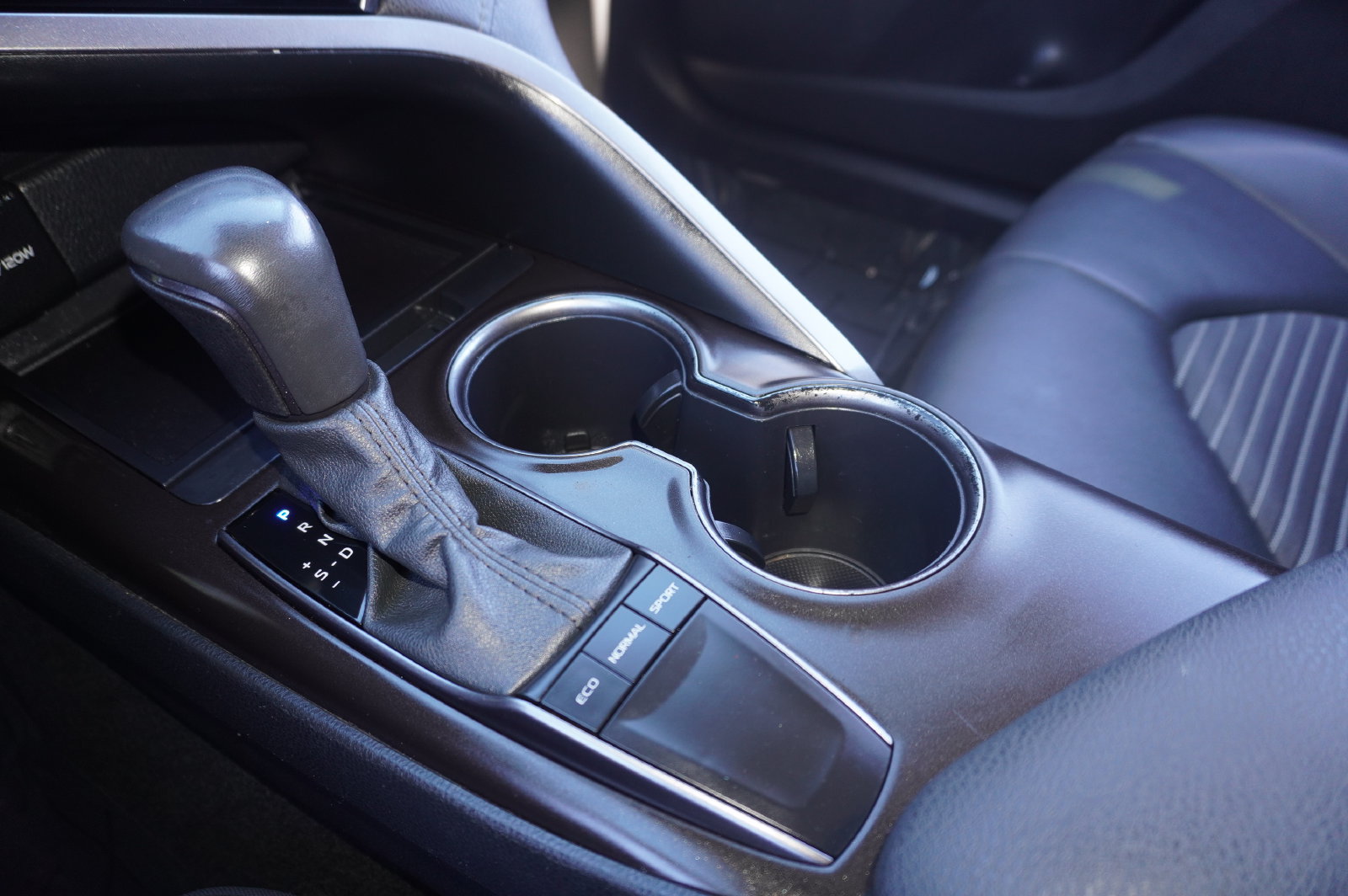 Certified 2024 Toyota Camry SE FWD image 19