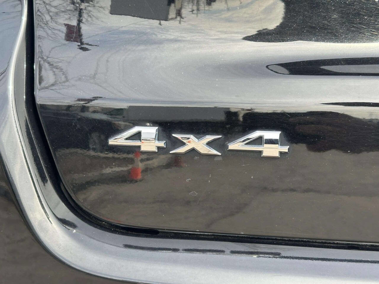 Used 2018 Jeep Compass Limited w/ Navigation Group image 37