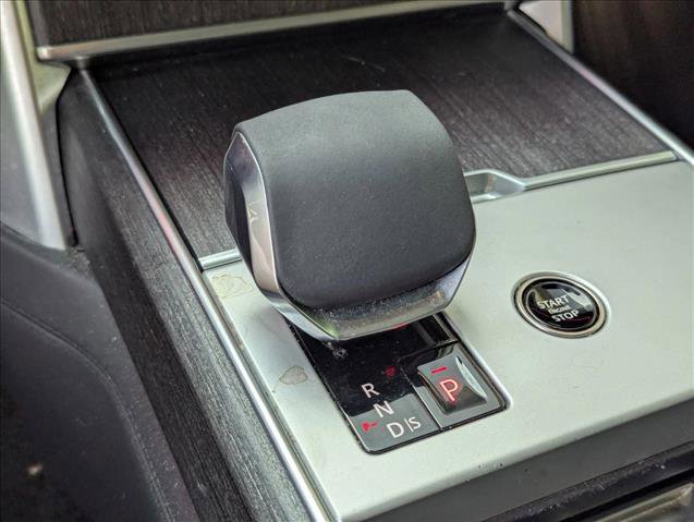 Used 2025 Land Rover Range Rover SE AWD/4WD image 18