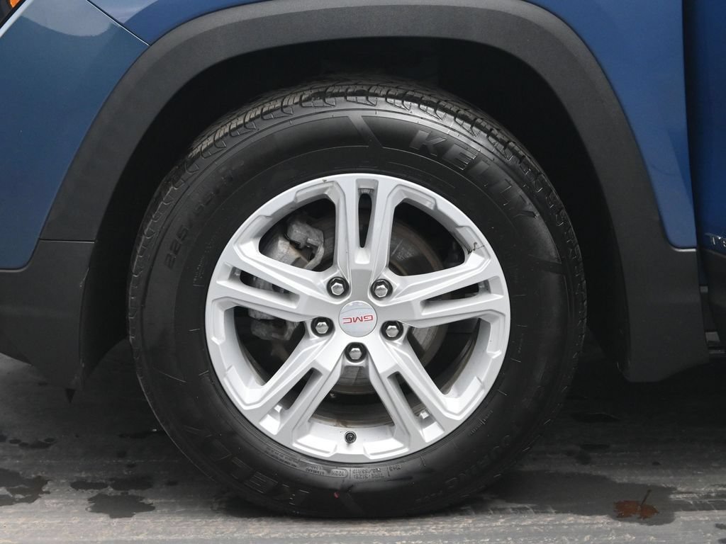 Used 2024 GMC Terrain SLE AWD/4WD image 33