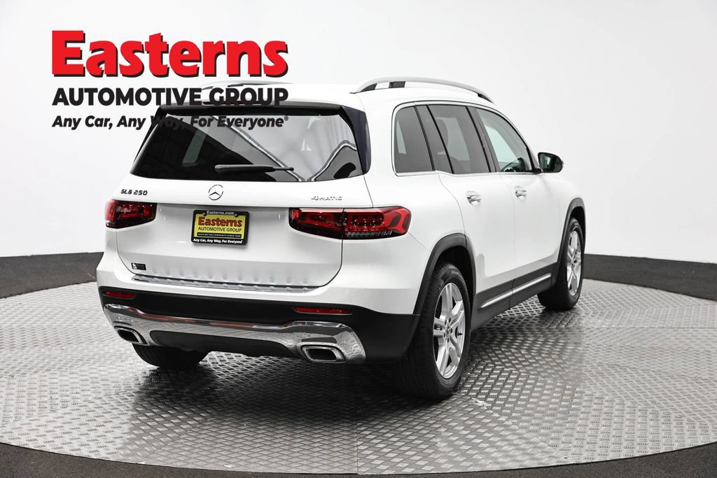 Used 2021 Mercedes-Benz GLB 250 4MATIC image 5